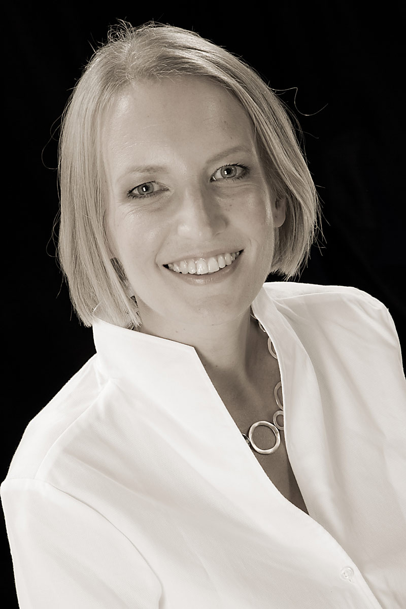 Businessportrait Frau im Portraitstudio